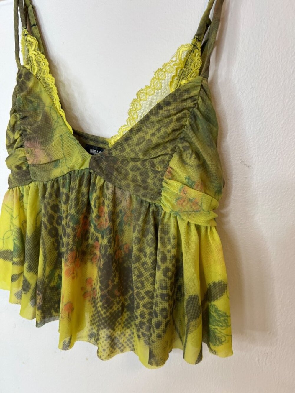 Urban outfitters Leah printed Green Y2K Babydoll Cami Medium Festival Top Party - Picture 5 of 10